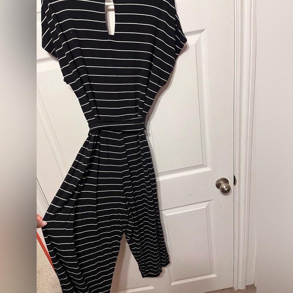 Old Navy Black and White Striped Jumpsuit with Tie Waist - Picture 3 of 3